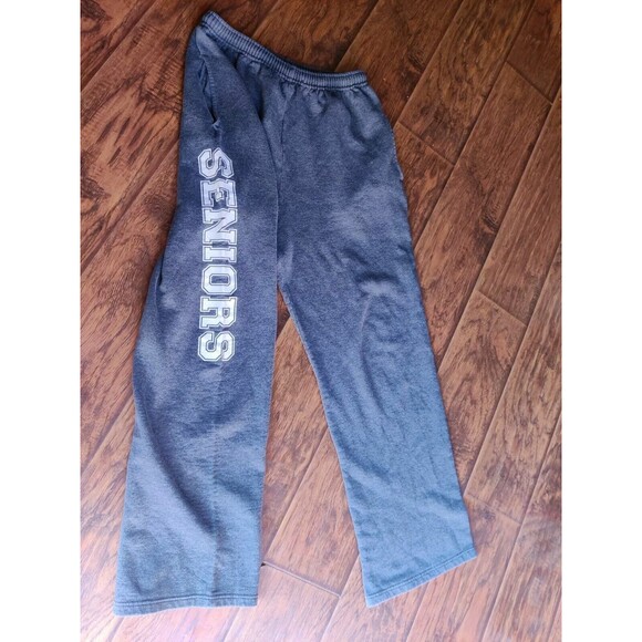 Senior Wear Seniors Class of 2025 2026 Gray Sweatpants Highschool College Womens - Picture 4 of 13